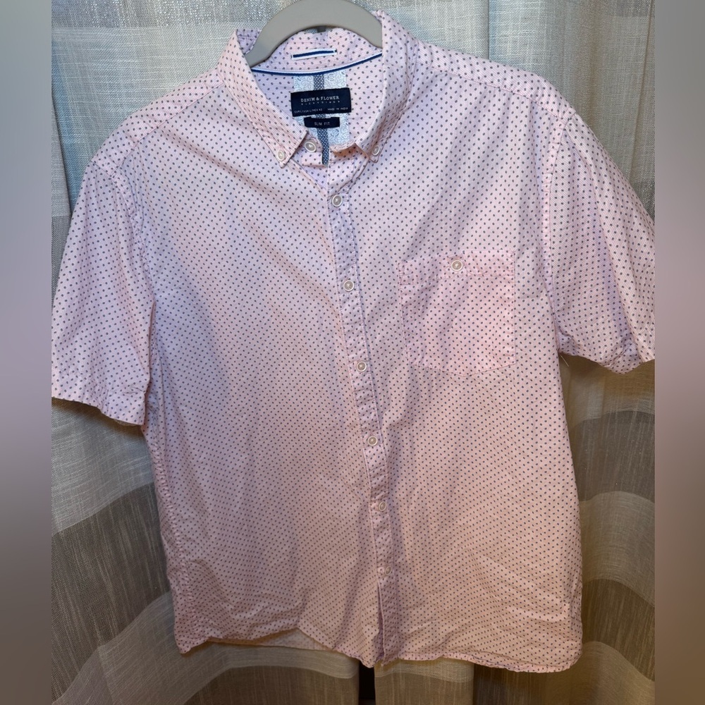 Denim & Flower Light Pink Short Sleeve Button-Down Shirt - Picture 2 of 6